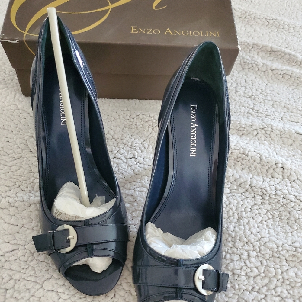 NIB Enzo Angiolini women Patent Leather size 8 1/2 M high stiletto heels